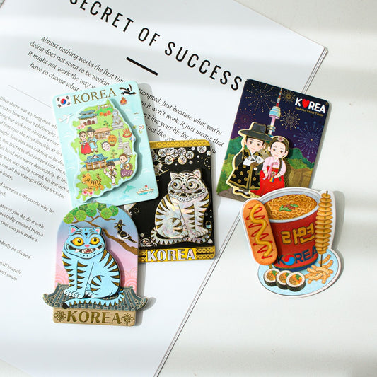 Traditional Character Commemorative Magnet (random)